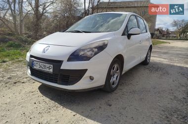 Минивэн Renault Scenic 2011 в Калуше
