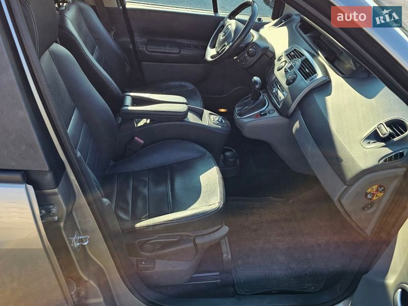 Мінівен Renault Scenic 2008 в Києві