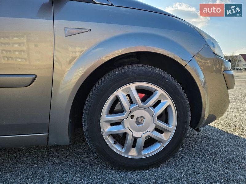 Мінівен Renault Scenic 2008 в Києві