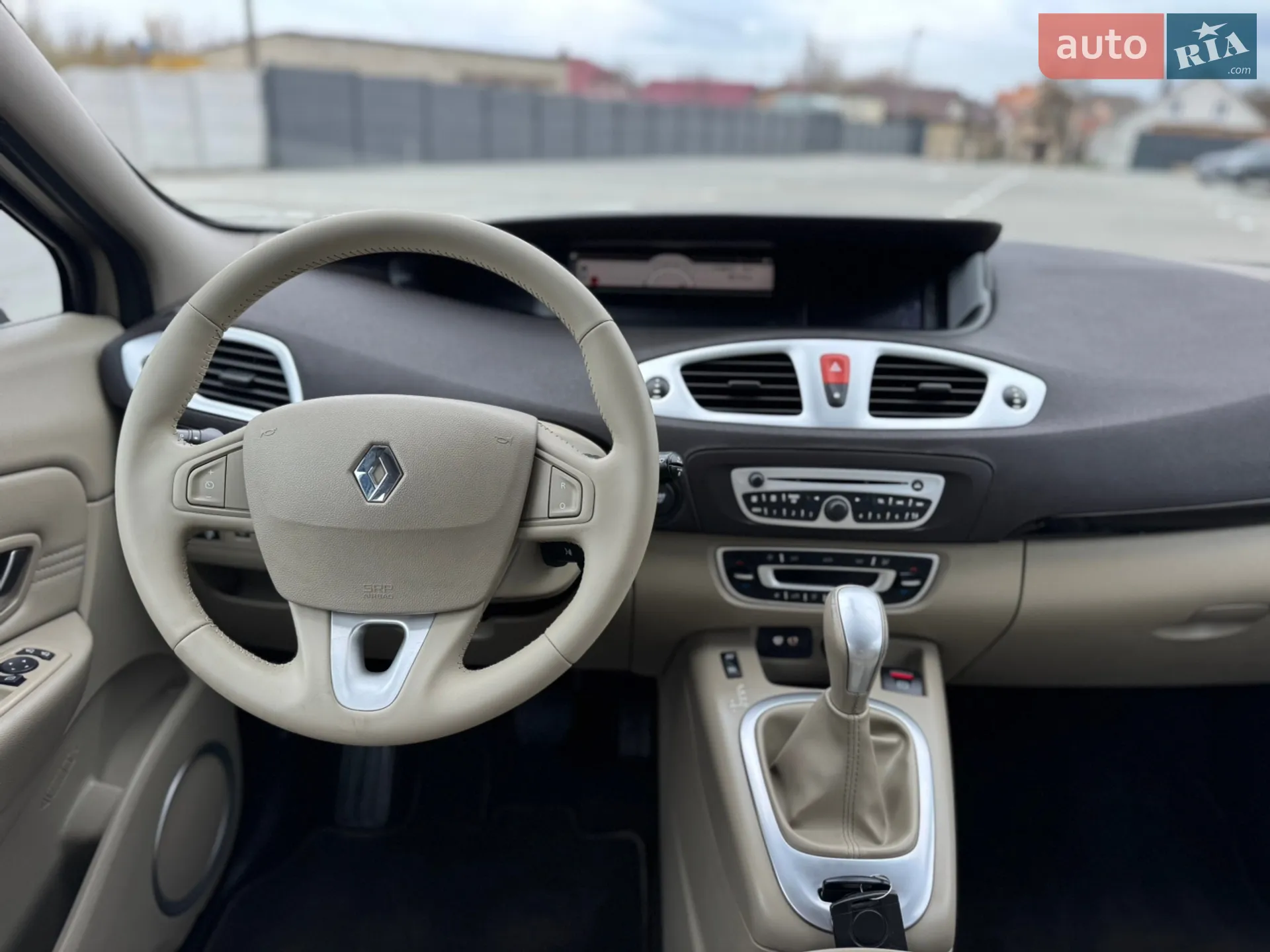 2010 Renault Scenic - мініатюра 28