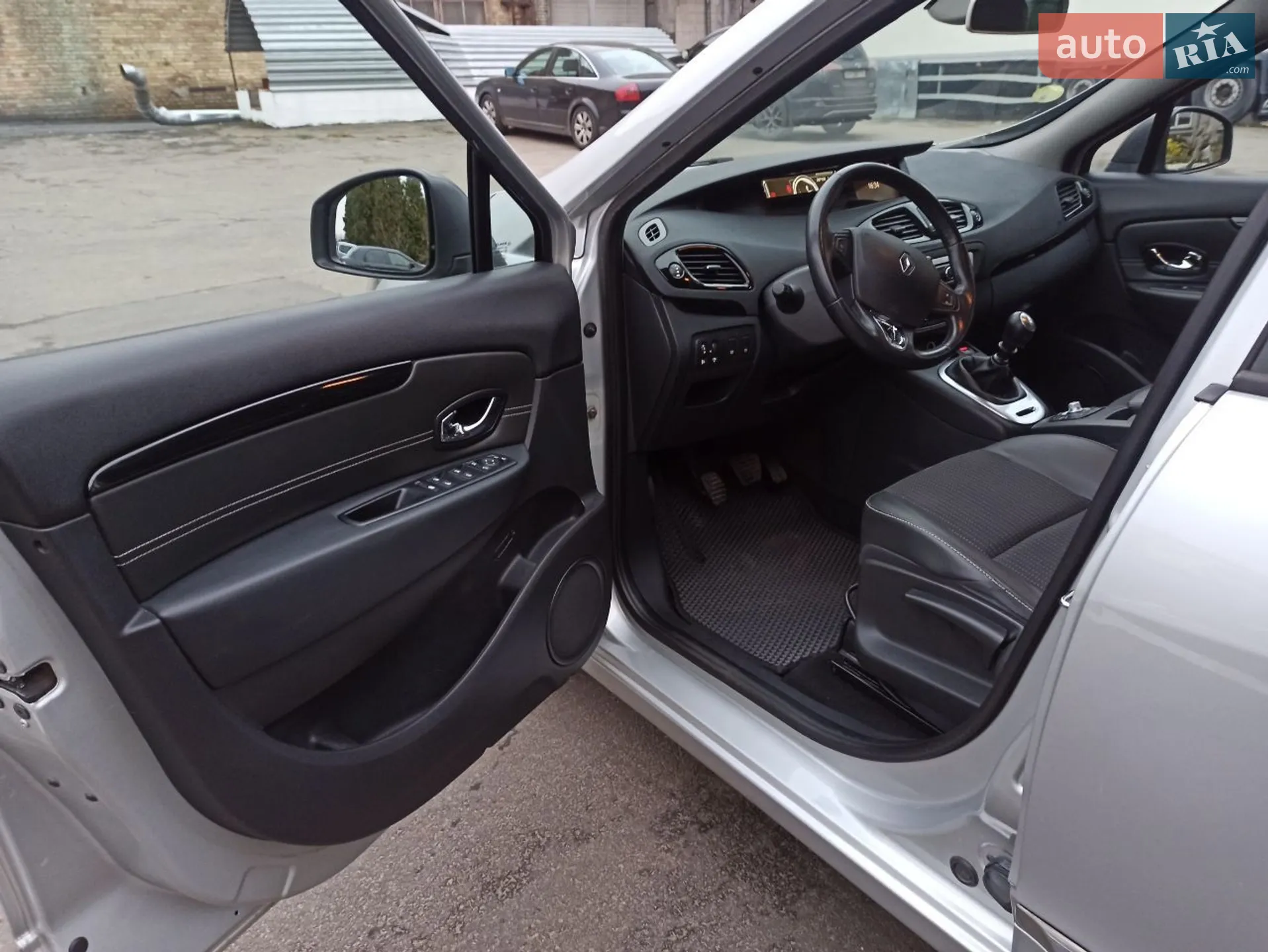 2015 Renault Scenic - мініатюра 11