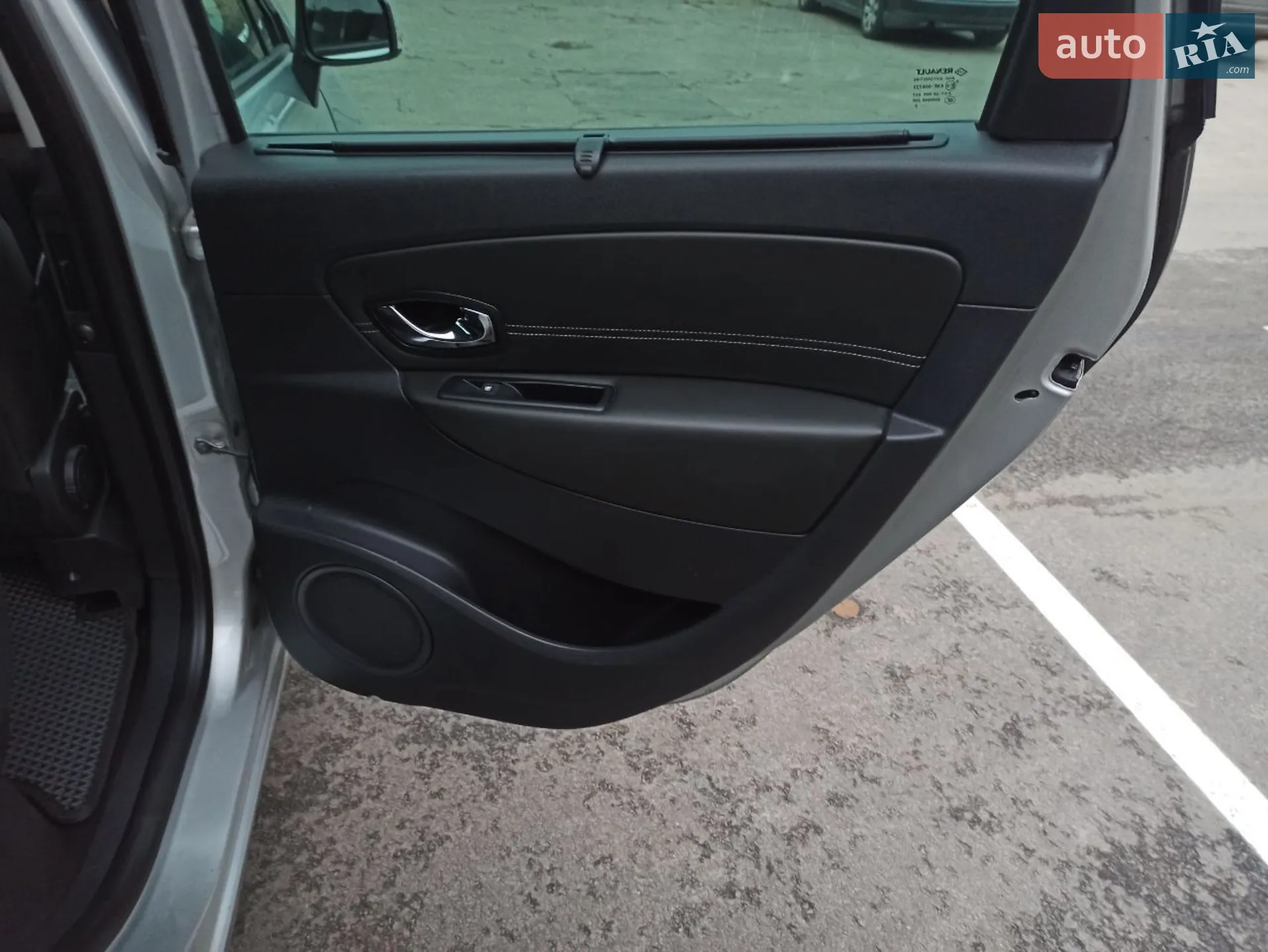 2015 Renault Scenic - мініатюра 17