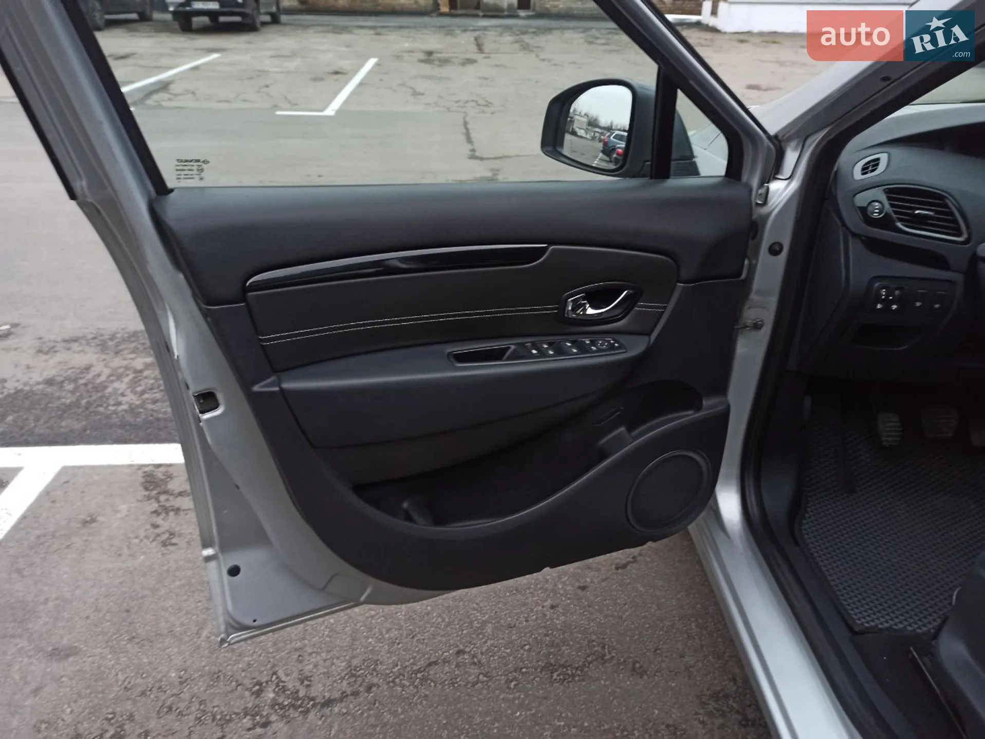 2015 Renault Scenic - мініатюра 19