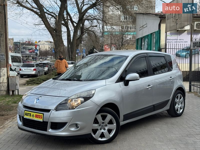 Минивэн Renault Scenic 2010 в Николаеве
