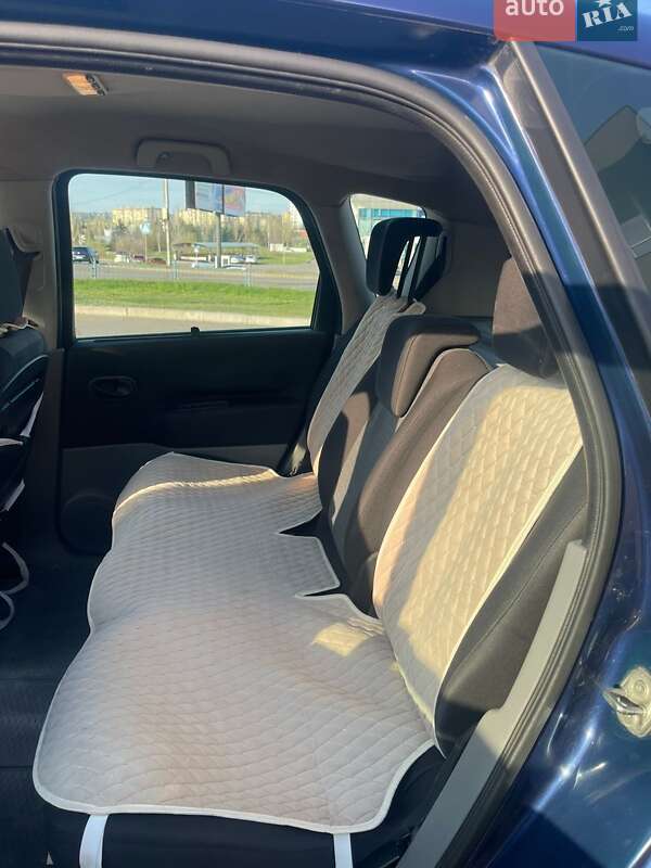 Минивэн Renault Scenic 2005 в Кривом Роге фото 9 Минивэн Renault Scenic 2005 в Кривом Роге