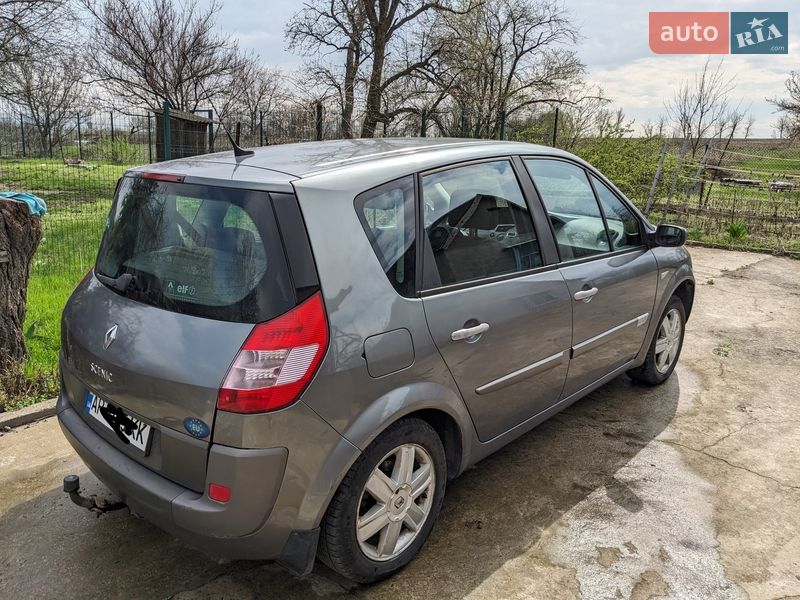 Мінівен Renault Scenic 2004 в Запоріжжі
