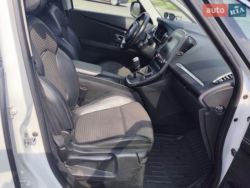 Мінівен Renault Scenic 2018 в Смілі