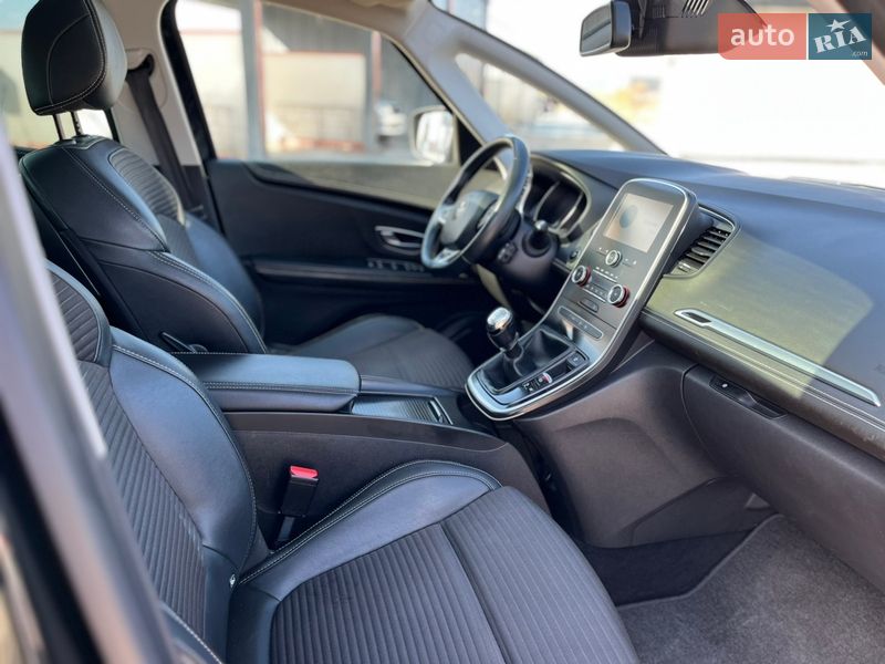Мінівен Renault Scenic 2017 в Ірпені фото 18 Мінівен Renault Scenic 2017 в Ірпені