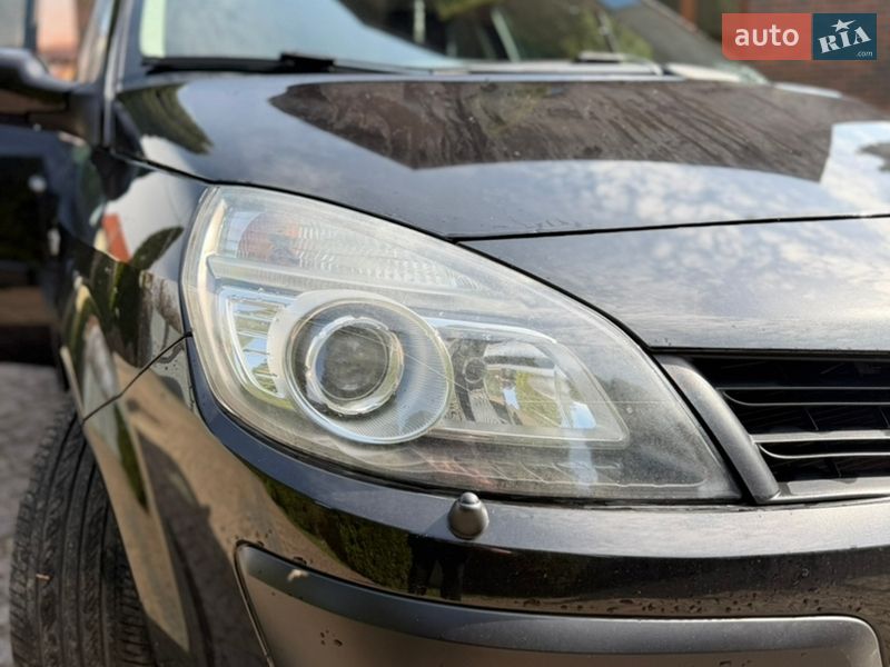 Мінівен Renault Scenic 2008 в Луцьку
