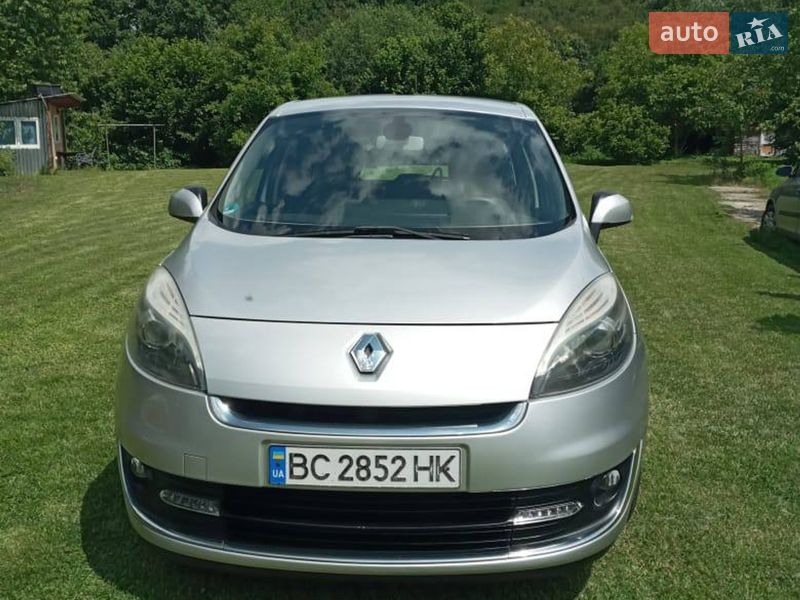 Renault Scenic 2012