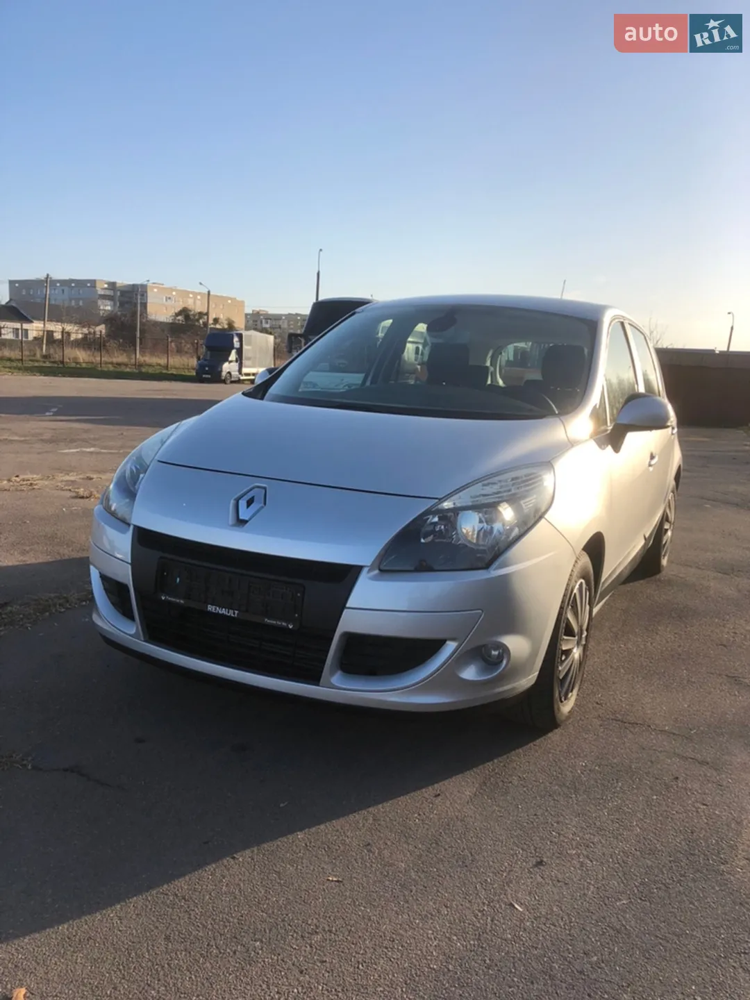 2010 Renault Scenic - фото 1