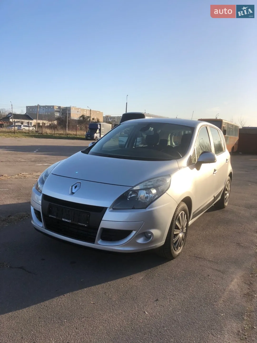 2010 Renault Scenic - мініатюра 5