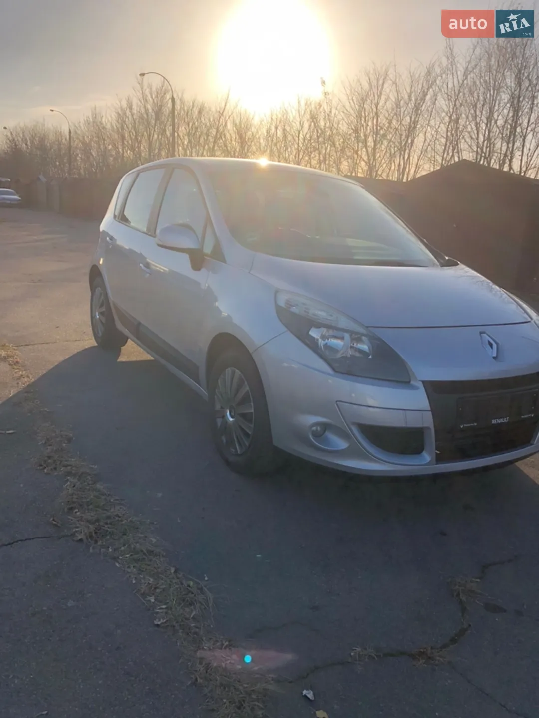 2010 Renault Scenic - мініатюра 4