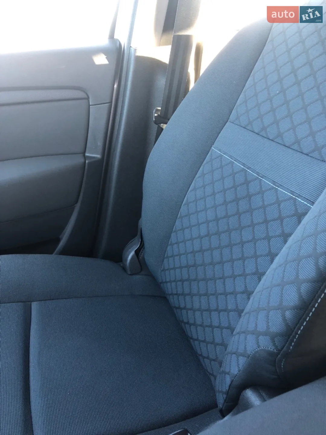 2010 Renault Scenic - мініатюра 16
