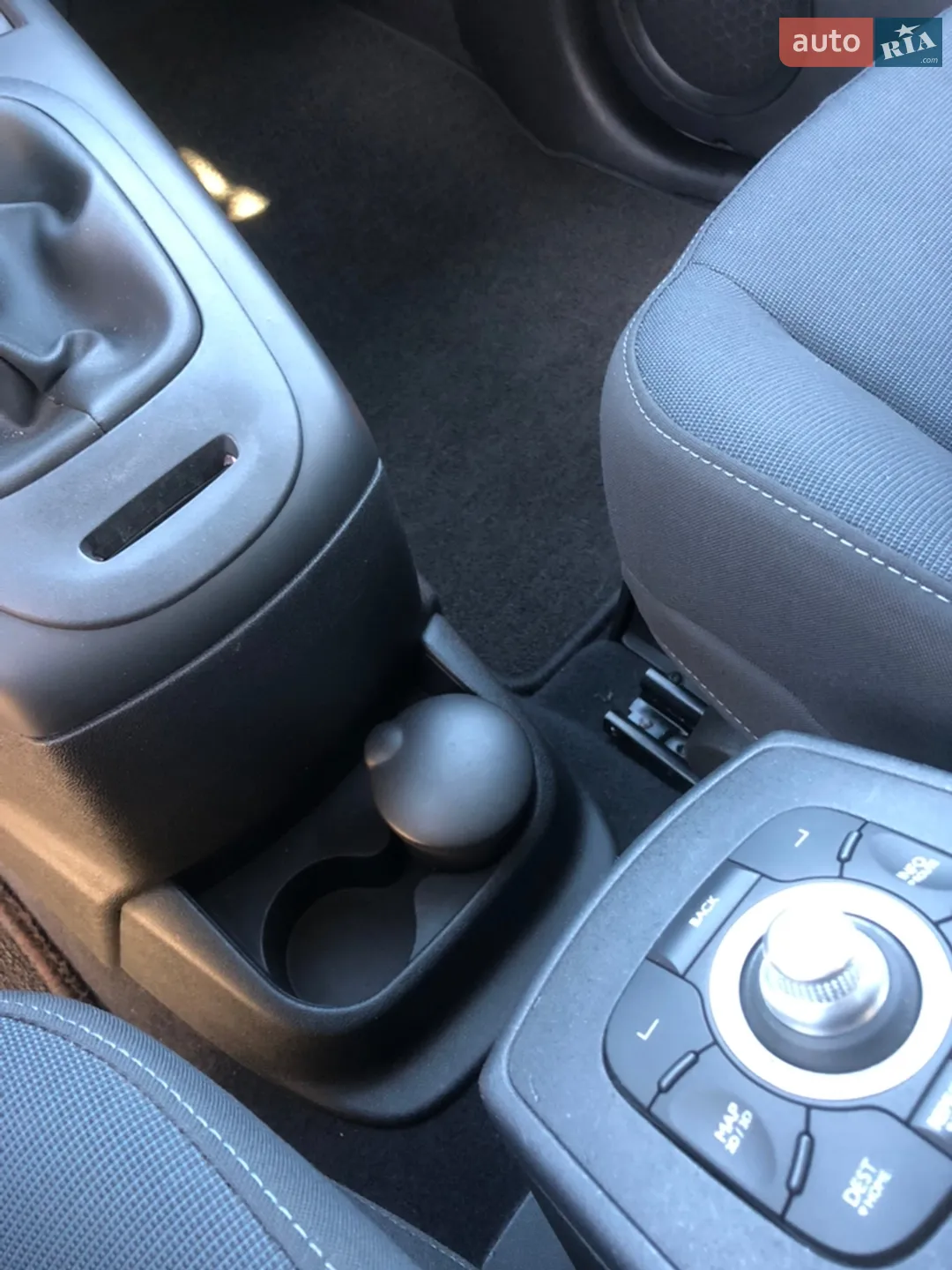 2010 Renault Scenic - мініатюра 14
