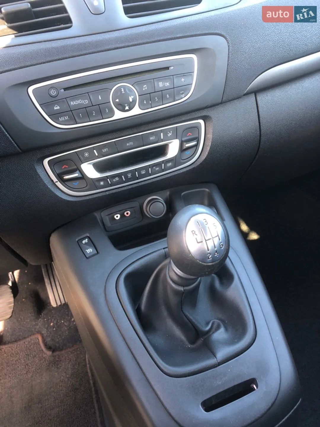 2010 Renault Scenic - мініатюра 25