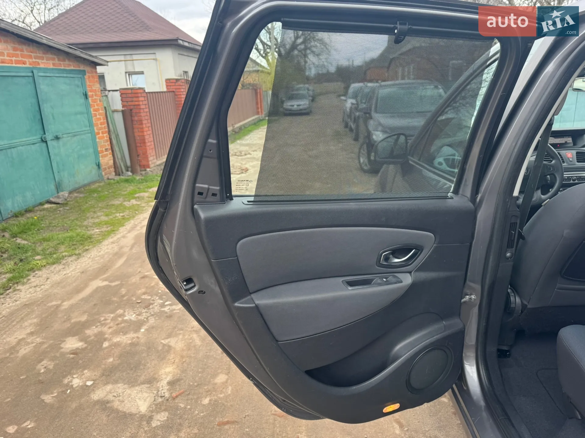 2010 Renault Scenic - мініатюра 32