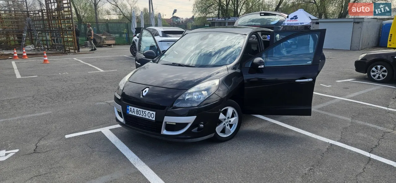 2010 Renault Scenic - мініатюра 16