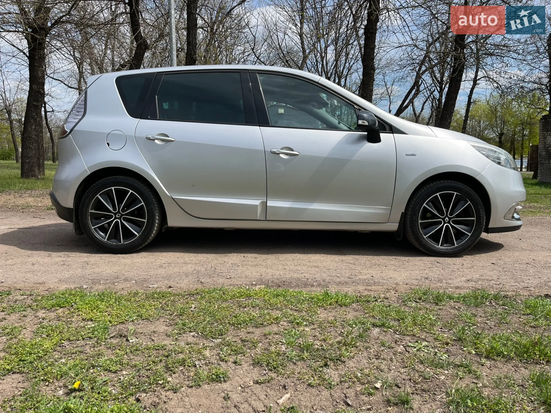 2012 Renault Scenic - фото 1