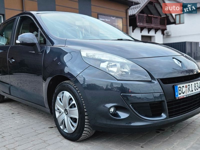 Renault Scenic 2011