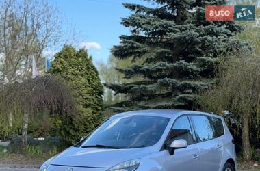 Мінівен Renault Scenic 2010 в Рівному