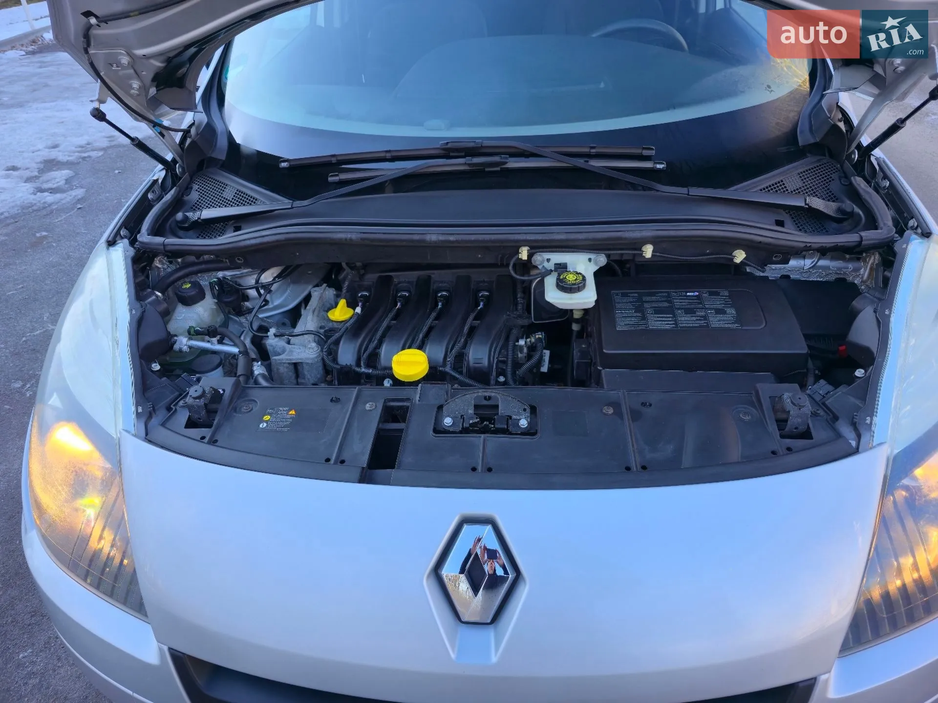 2010 Renault Scenic - мініатюра 41