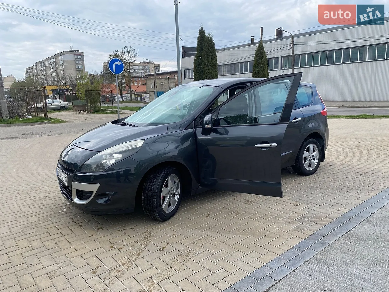2010 Renault Scenic - мініатюра 14