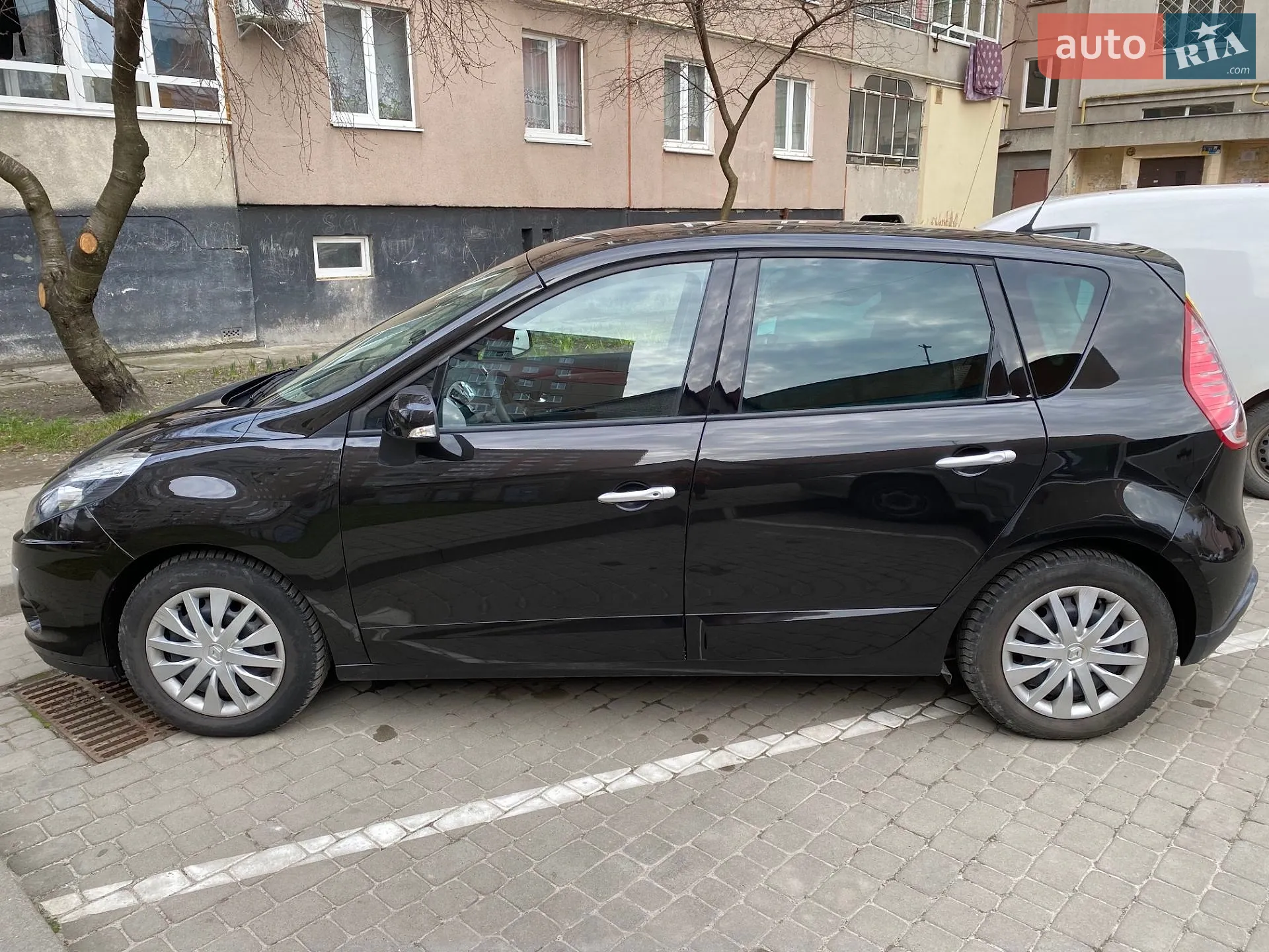 2010 Renault Scenic - мініатюра 6