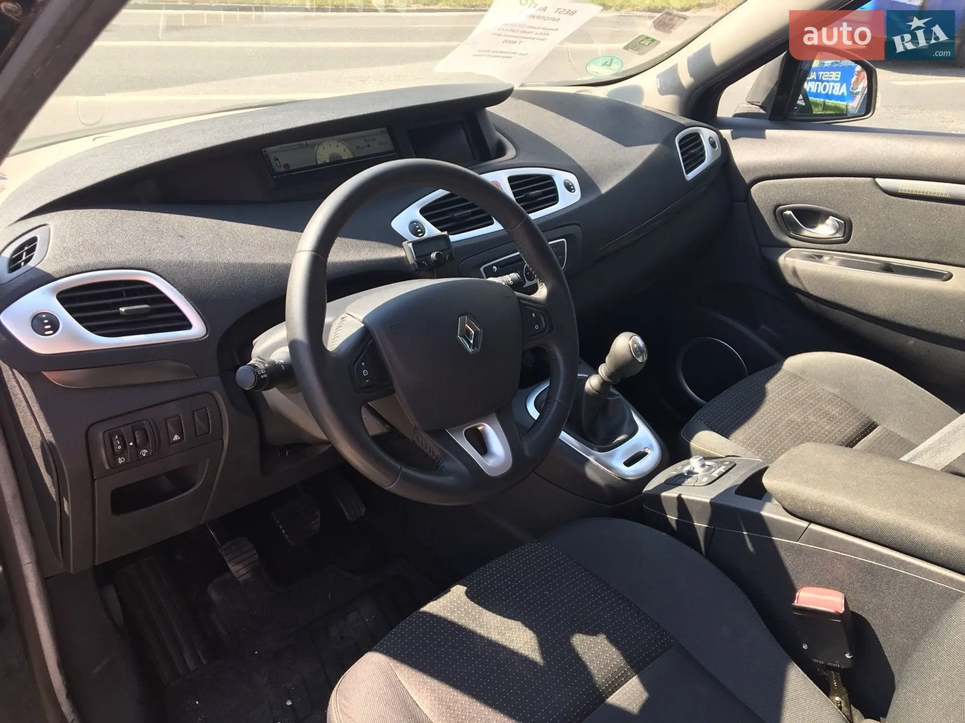 2010 Renault Scenic - мініатюра 5