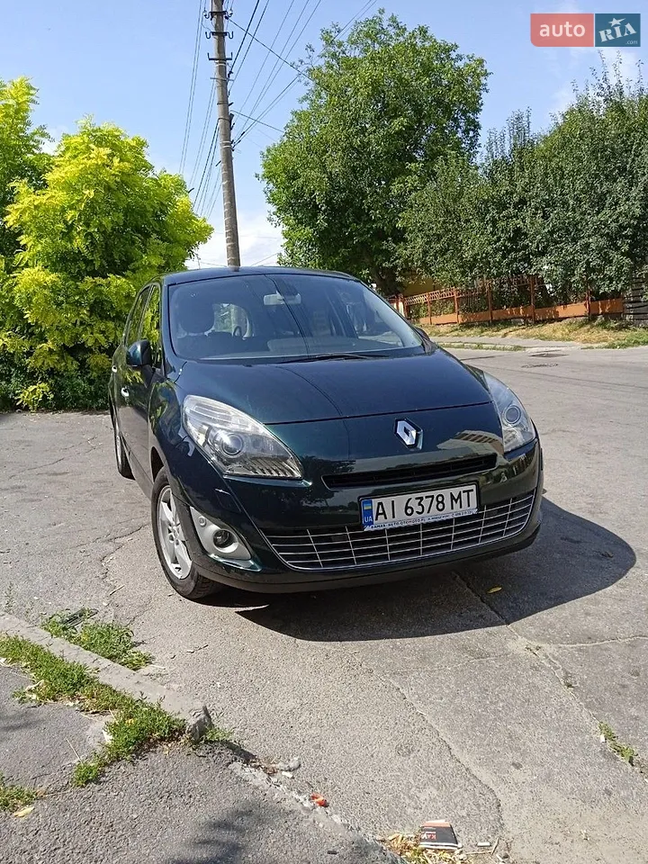 2010 Renault Scenic - мініатюра 17