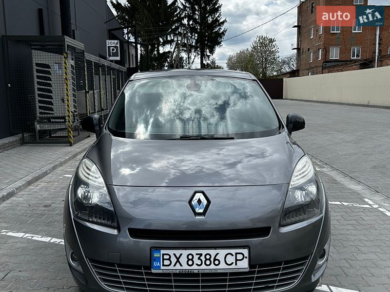 Renault Scenic 2011