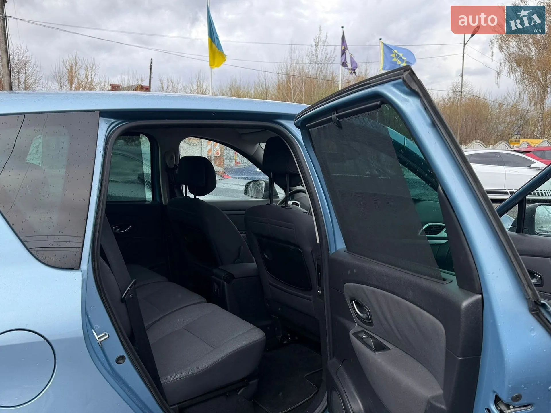 2010 Renault Scenic - мініатюра 8