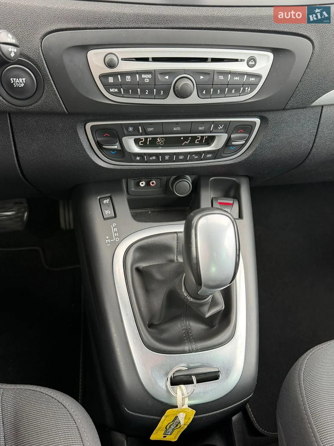 2010 Renault Scenic - мініатюра 13