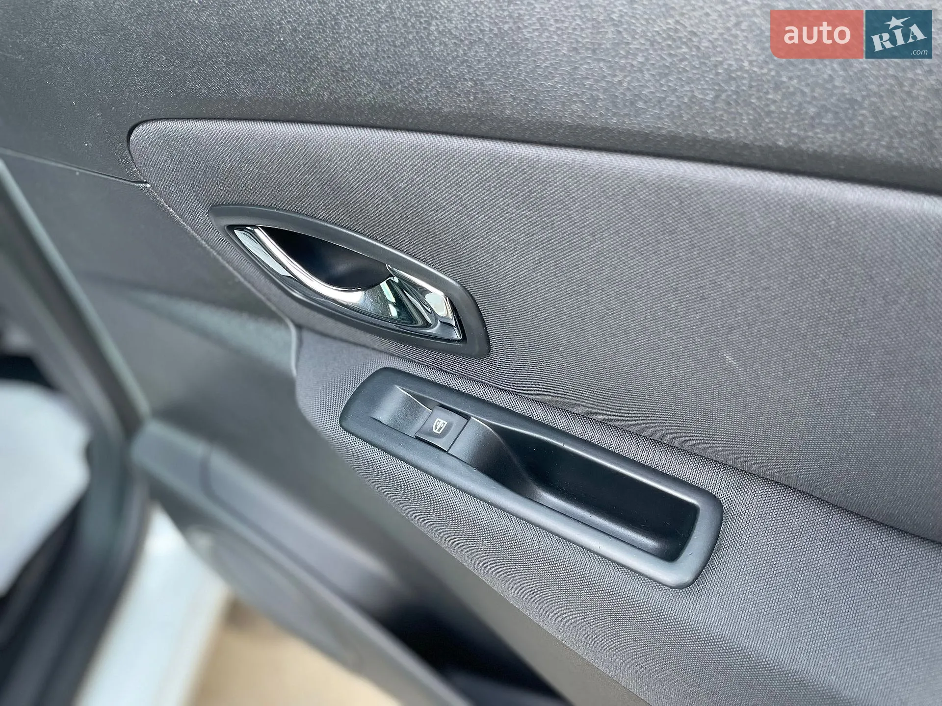 2014 Renault Scenic - мініатюра 41