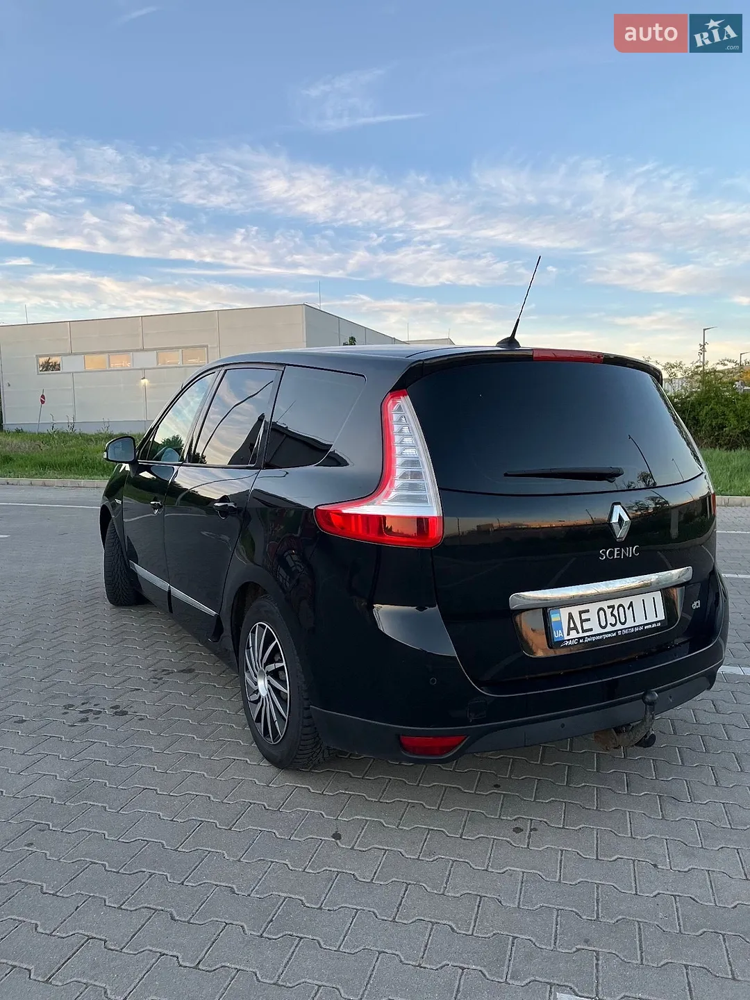 2012 Renault Scenic - мініатюра 2