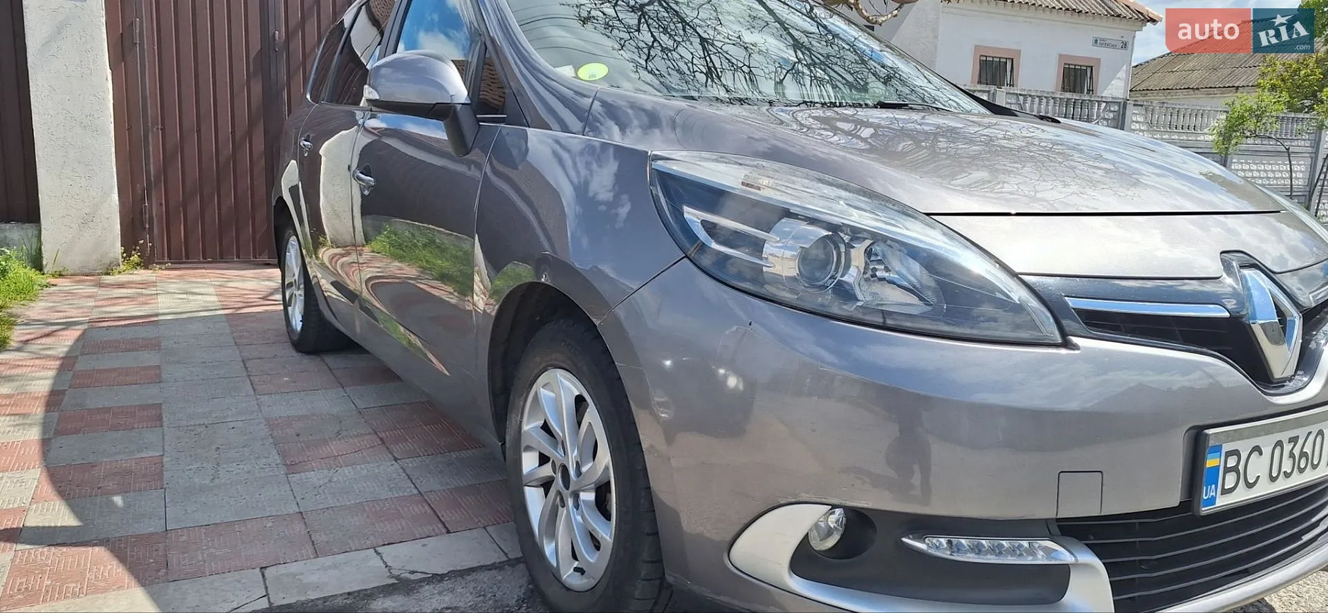 2013 Renault Scenic - мініатюра 2