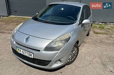 Мінівен Renault Scenic 2012 в Києві