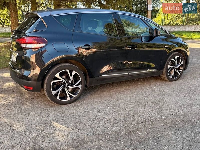 Минивэн Renault Scenic 2016 в Бурштыне