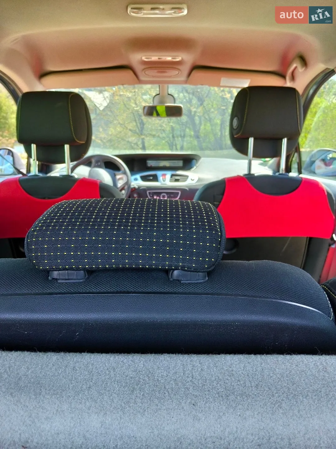 2010 Renault Scenic - мініатюра 9