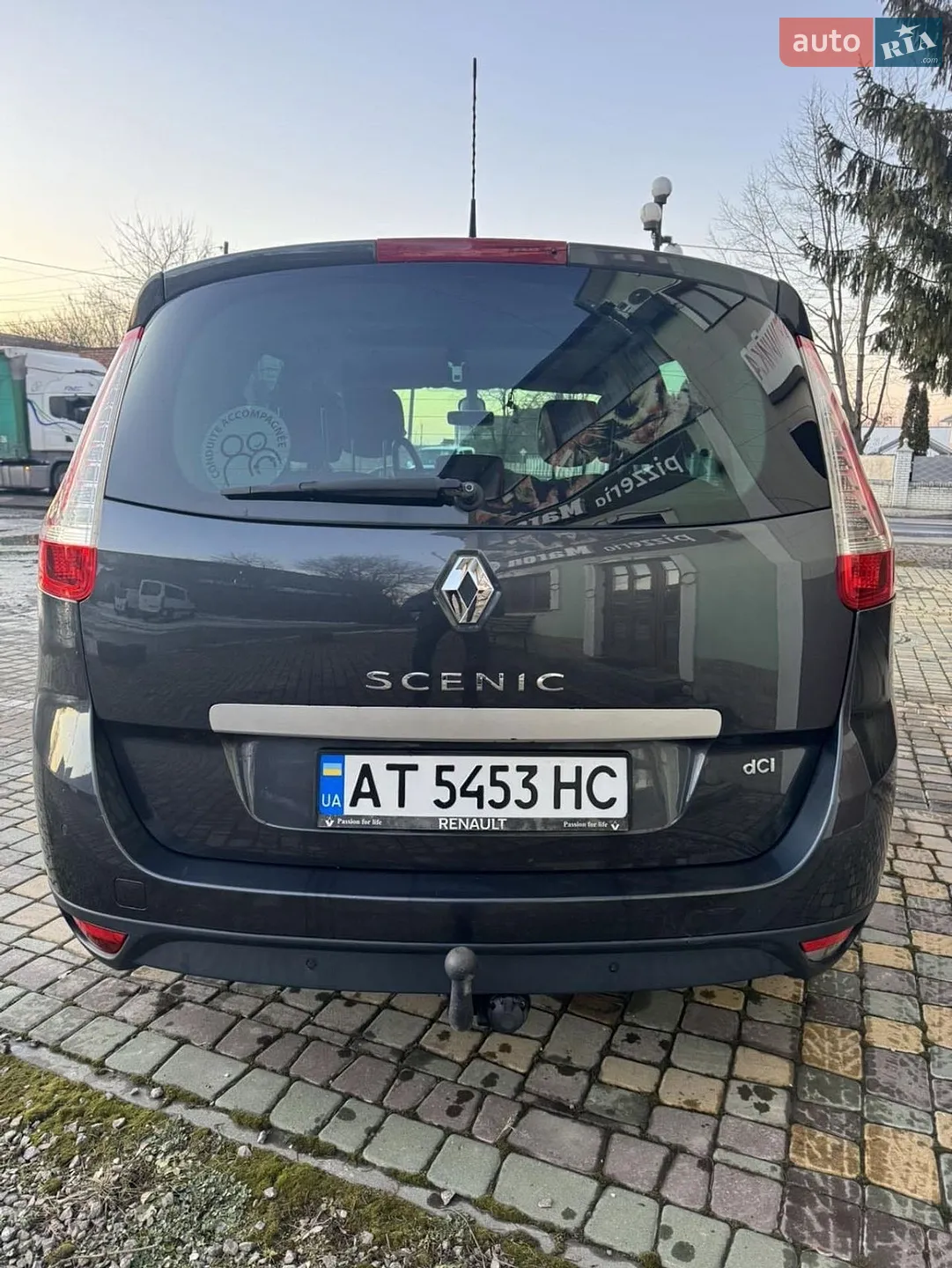 2011 Renault Scenic - мініатюра 2