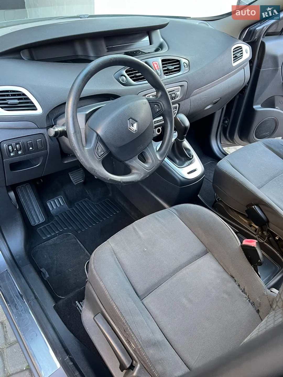 2010 Renault Scenic - мініатюра 5