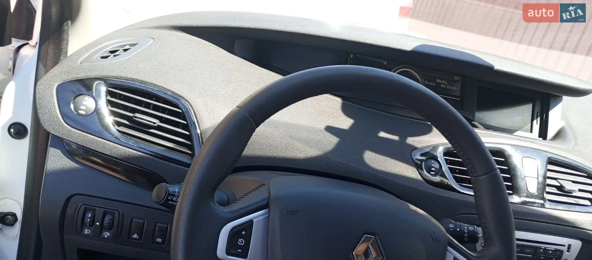 2012 Renault Scenic - мініатюра 17