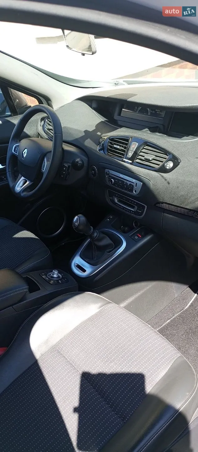 2012 Renault Scenic - мініатюра 21