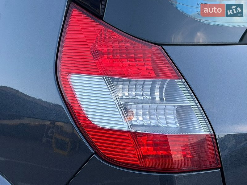 Минивэн Renault Scenic 2007 в Ровно