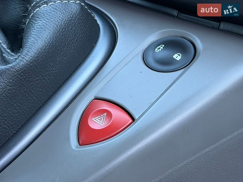 Минивэн Renault Scenic 2007 в Ровно