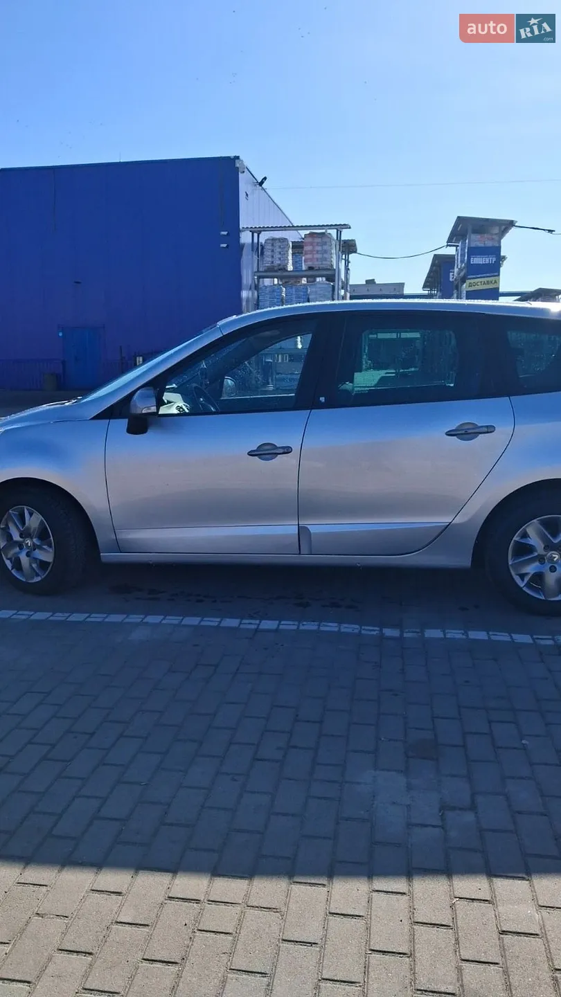 2011 Renault Scenic - мініатюра 21
