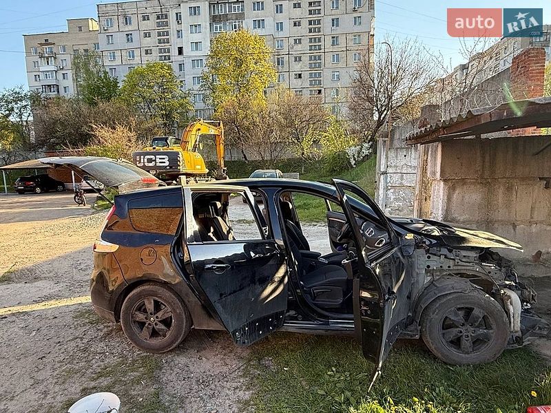 Мінівен Renault Scenic 2010 в Сумах