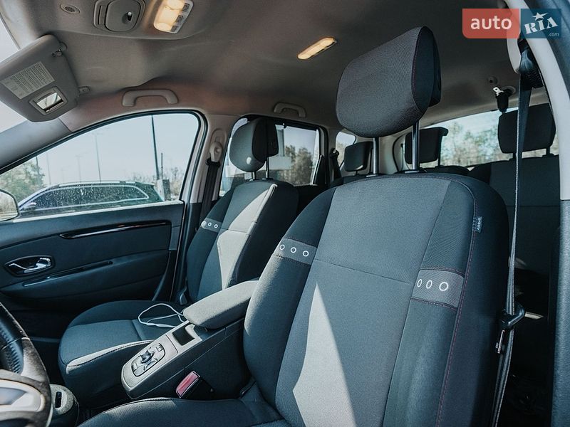 Мінівен Renault Scenic 2013 в Борисполі