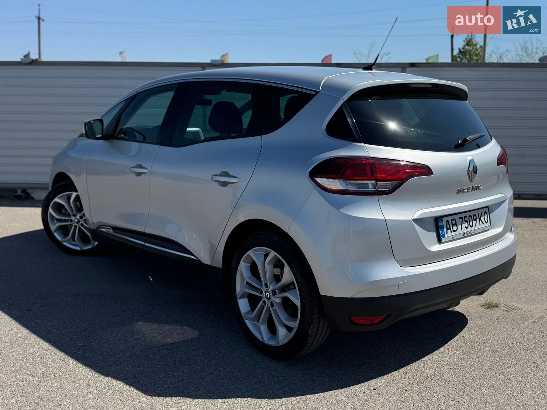 2018 Renault Scenic - мініатюра 17