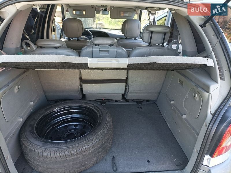 Минивэн Renault Scenic 2001 в Кобеляках